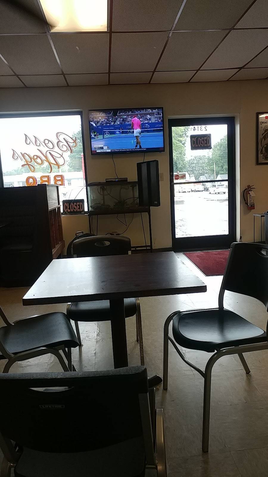 Boss Hogs Bar-B-Que | restaurant | 2314 E Bessemer Ave, Greensboro, NC 27405, USA | 3363701414 OR +1 336-370-1414