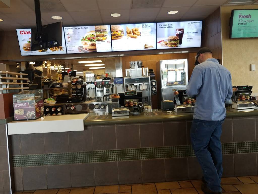 McDonalds | cafe | 4663 W Market St, Greensboro, NC 27407, USA | 3362927837 OR +1 336-292-7837