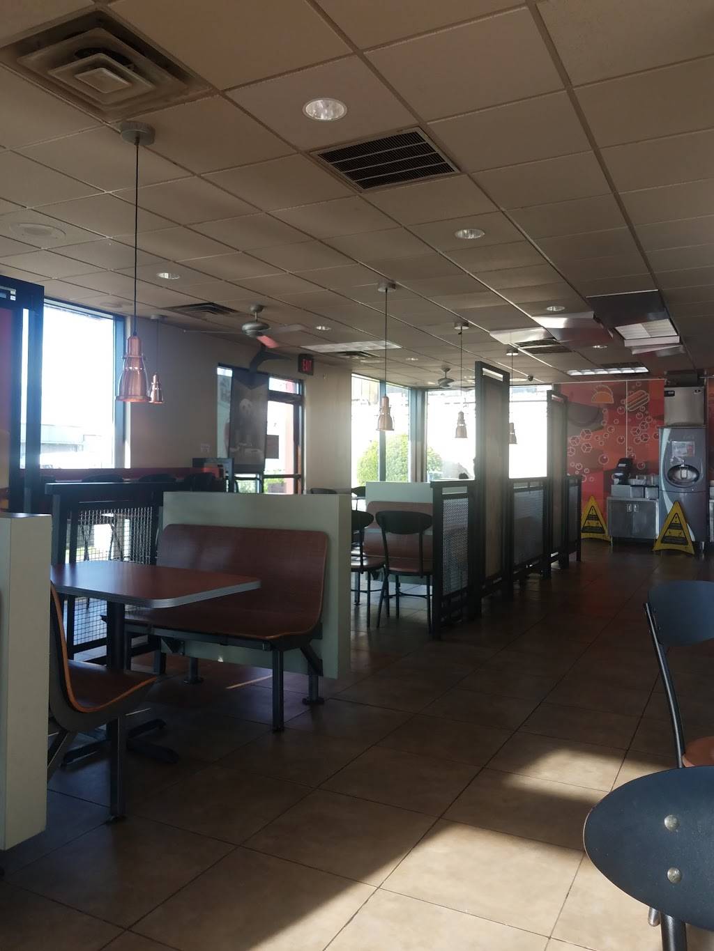 Jack in the Box | restaurant | 1765 W Mt Houston Rd, Houston, TX 77038, USA | 2814453911 OR +1 281-445-3911
