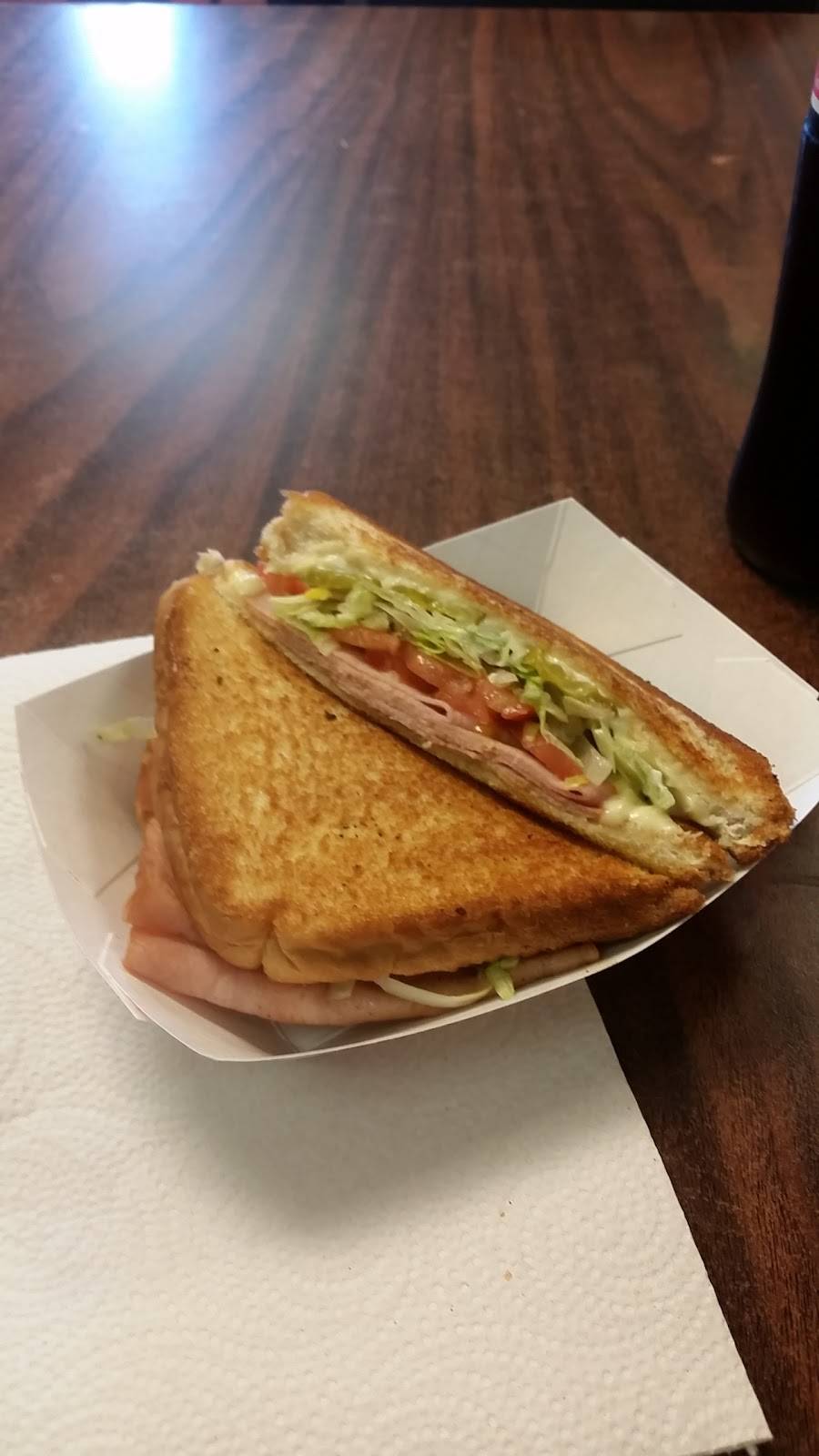 Burgers & Fries | restaurant | 208 College St, Sulphur Springs, TX 75482, USA | 9038859496 OR +1 903-885-9496