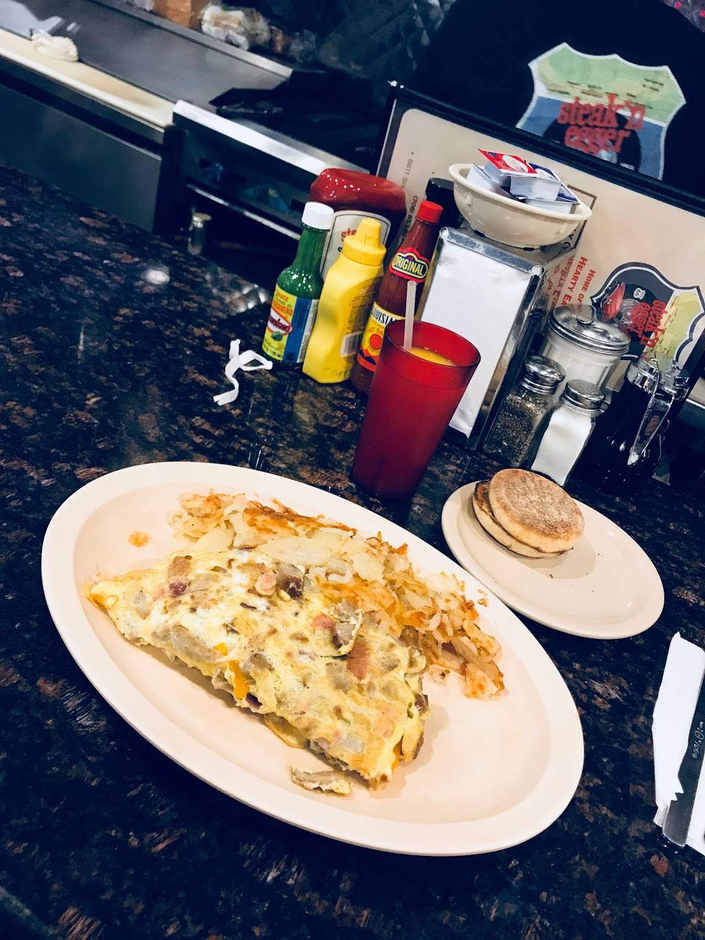 Steak & Egger | restaurant | 8408 Joliet Rd, McCook, IL 60525, USA | 7088539240 OR +1 708-853-9240