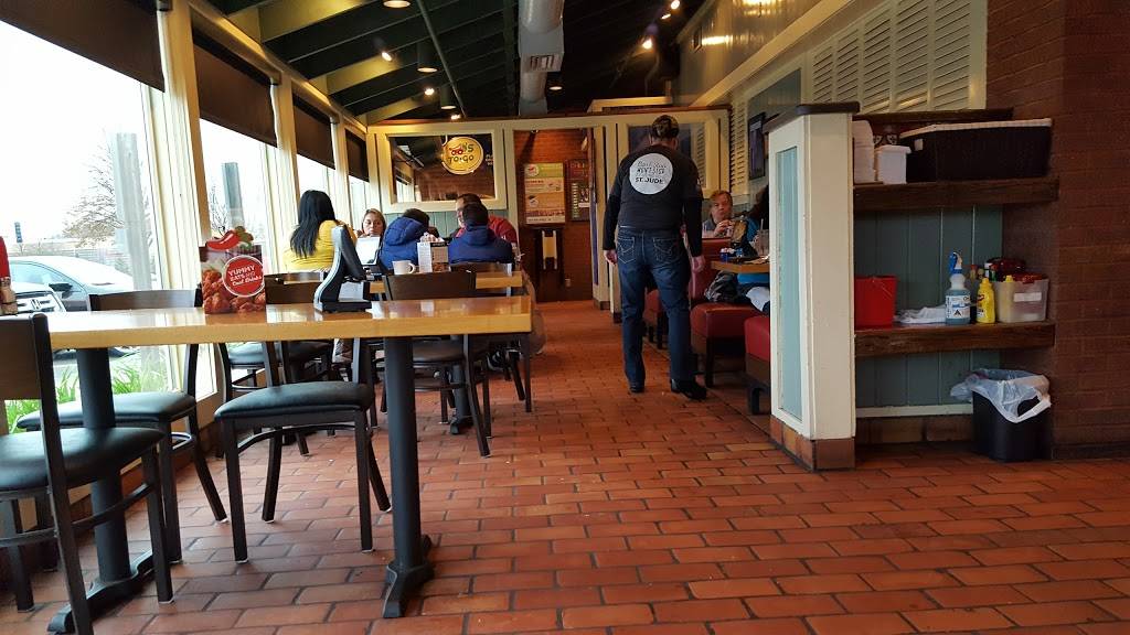 Chilis Grill & Bar | restaurant | 14161 Aldrich Ave S, Burnsville, MN 55337, USA | 9528983101 OR +1 952-898-3101