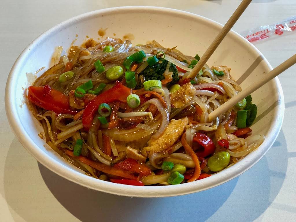 Thaïzone | restaurant | 1780 Rue King Ouest, Sherbrooke, QC J1J 2C9, Canada | 8197918424 OR +1 819-791-8424