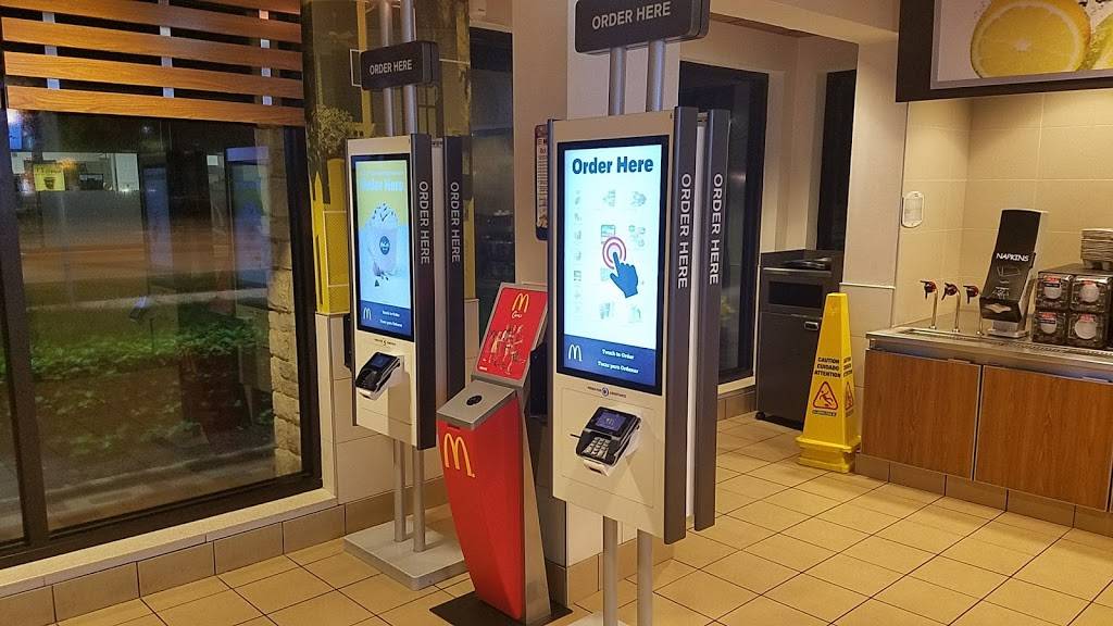 McDonalds | cafe | 699 10th St E, Palmetto, FL 34221, USA | 9417299573 OR +1 941-729-9573