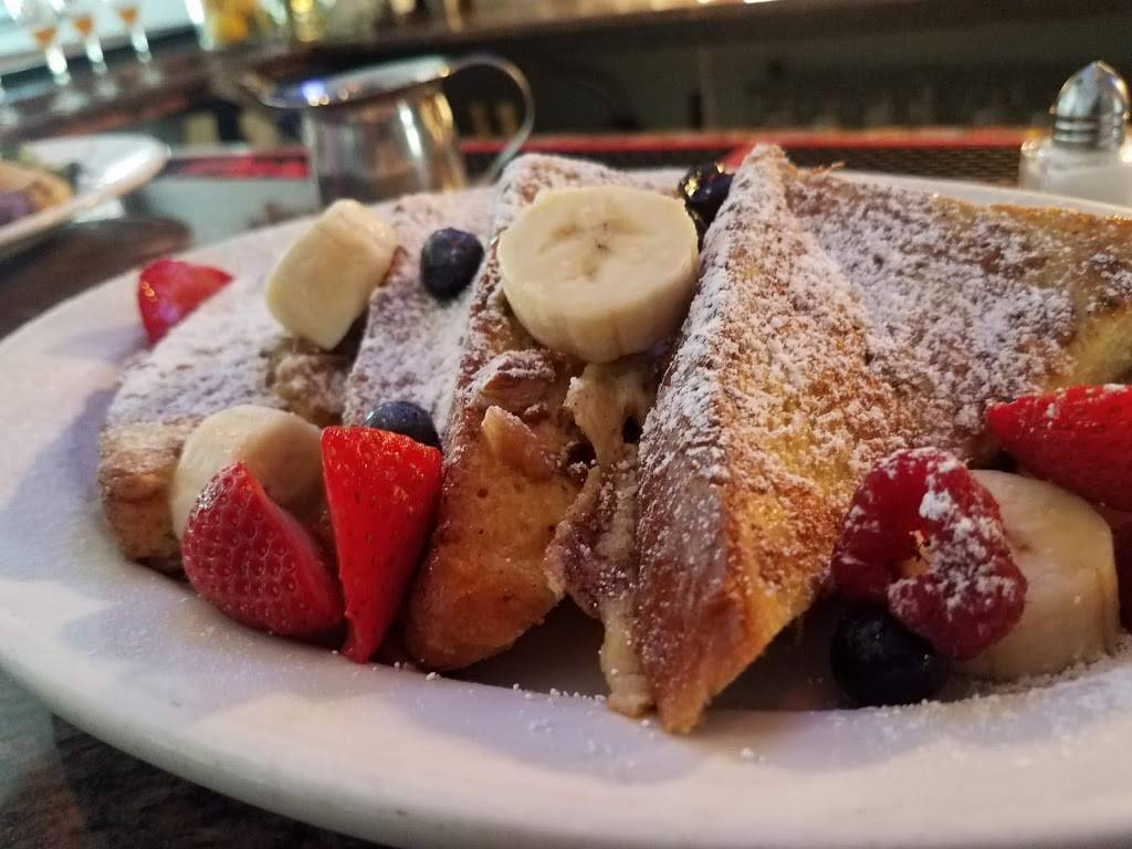 Caffe Regatta Oyster Bar and Grill | restaurant | 133 Wolfs Lane, Pelham, NY 10803, USA | 9147388686 OR +1 914-738-8686