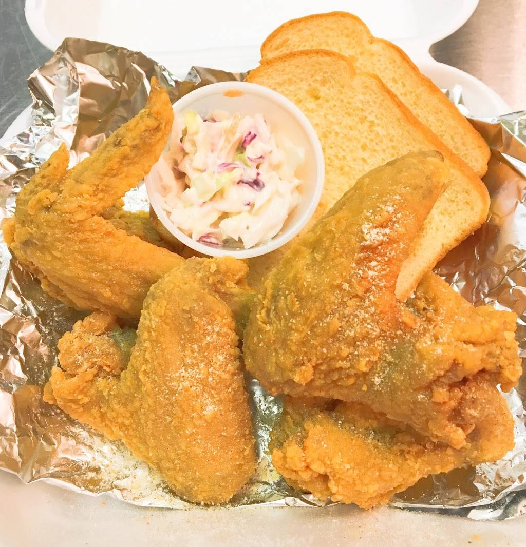 Palace Chicken | restaurant | 248 W Ardice Ave, Eustis, FL 32726, USA | 3526027746 OR +1 352-602-7746