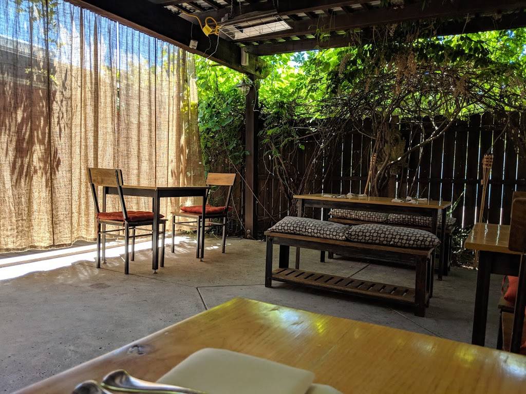 Canneti Roadhouse Italiana | restaurant | 6675 Front St, Forestville, CA 95436, USA | 7078872232 OR +1 707-887-2232