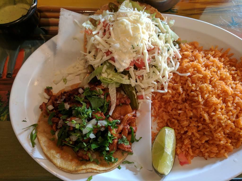 Taqueria Aranda | restaurant | 1531 W Lincoln Ave, Milwaukee, WI 53215, USA | 4143841563 OR +1 414-384-1563