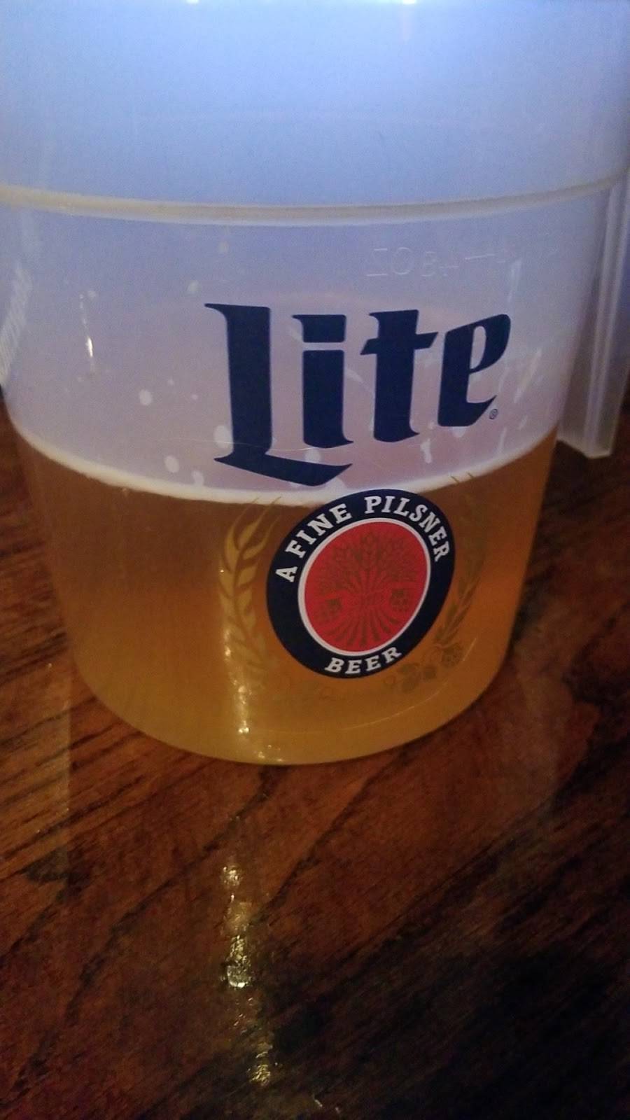 Uptown Bar and Grill | restaurant | 1912 Cumberland Ave, Knoxville, TN 37916, USA | 8655254442 OR +1 865-525-4442