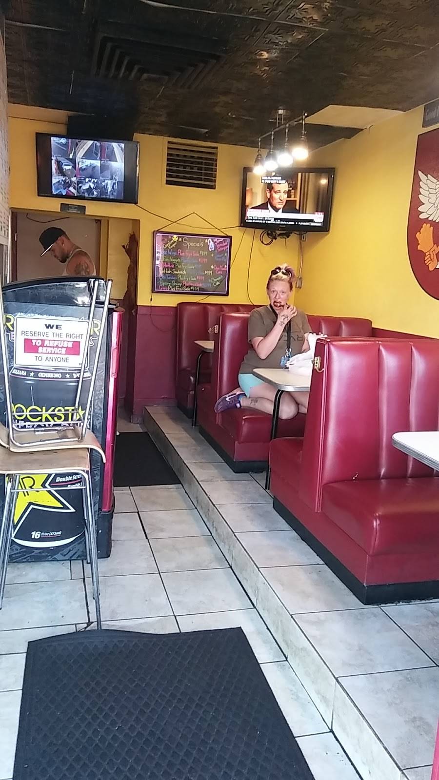 Buffalo Bills Wings & Things | restaurant | 7236 E Colfax Ave, Denver, CO 80220, USA | 3033937777 OR +1 303-393-7777