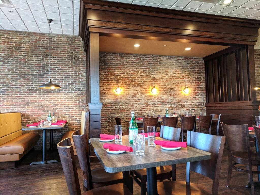 Jo Jo Carlonis Italian Restaurant & Pizzeria | meal delivery | 627 W Bagley Rd, Berea, OH 44017, USA | 4402358880 OR +1 440-235-8880