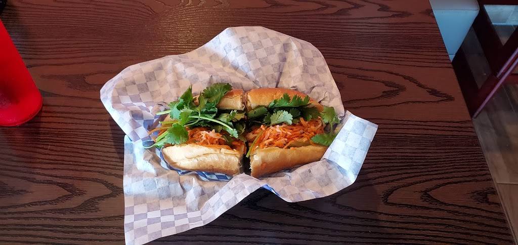 PT PHO Express | restaurant | 13236 N 7th St #101, Phoenix, AZ 85022, USA | 6023145986 OR +1 602-314-5986