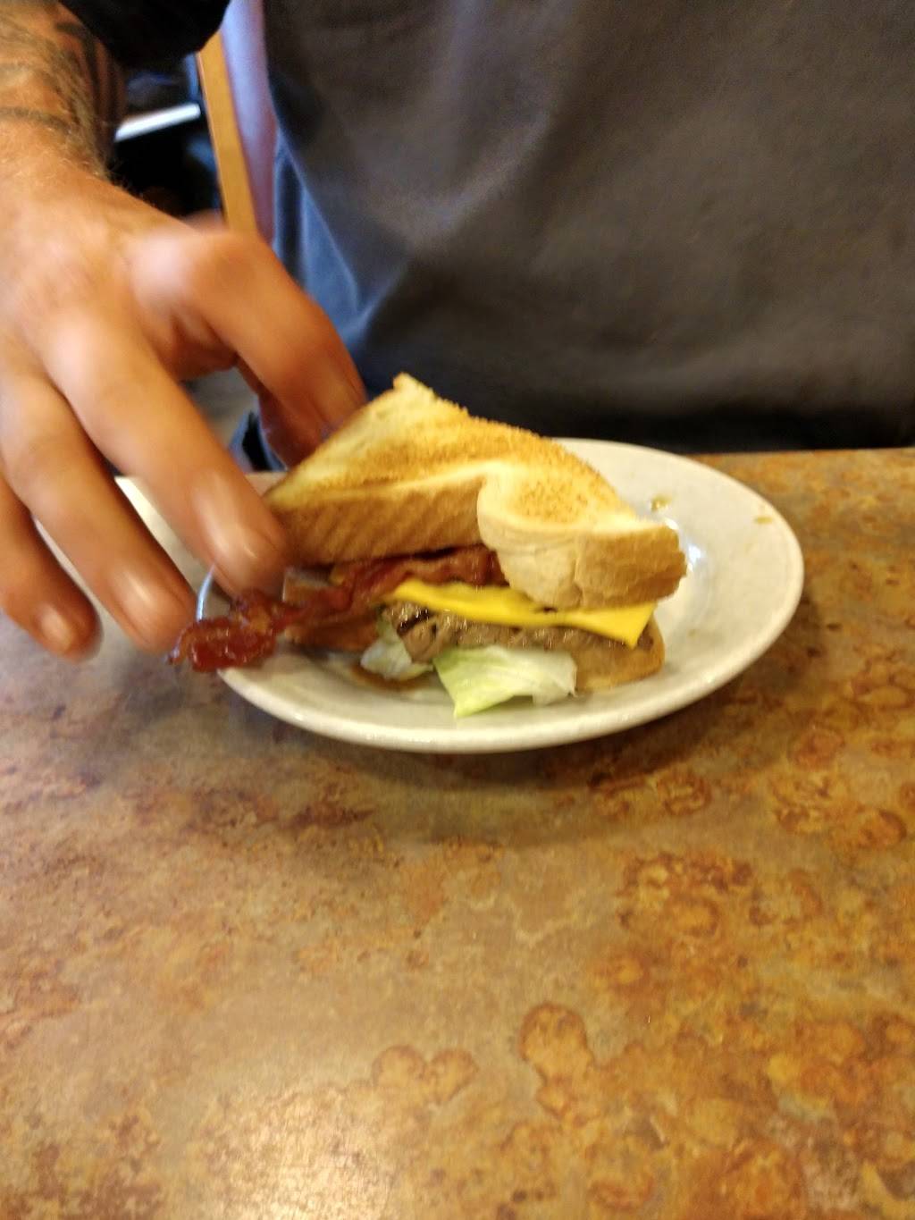 Lil Rebel Family Restaurant | restaurant | 2608 Locust Hill Rd, Taylors, SC 29687, USA | 8648791042 OR +1 864-879-1042