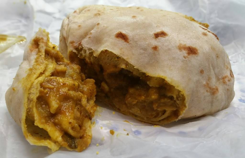 Shandras Roti Shop | restaurant | 5030 Maingate Dr, Mississauga, ON L4W 1N5, Canada | 9056257775 OR +1 905-625-7775