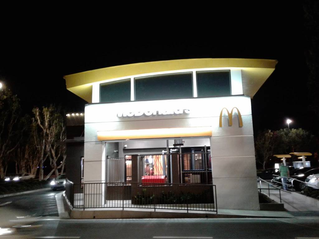 McDonalds | cafe | 5445 Alton Pkwy, Irvine, CA 92614, USA | 9495514700 OR +1 949-551-4700