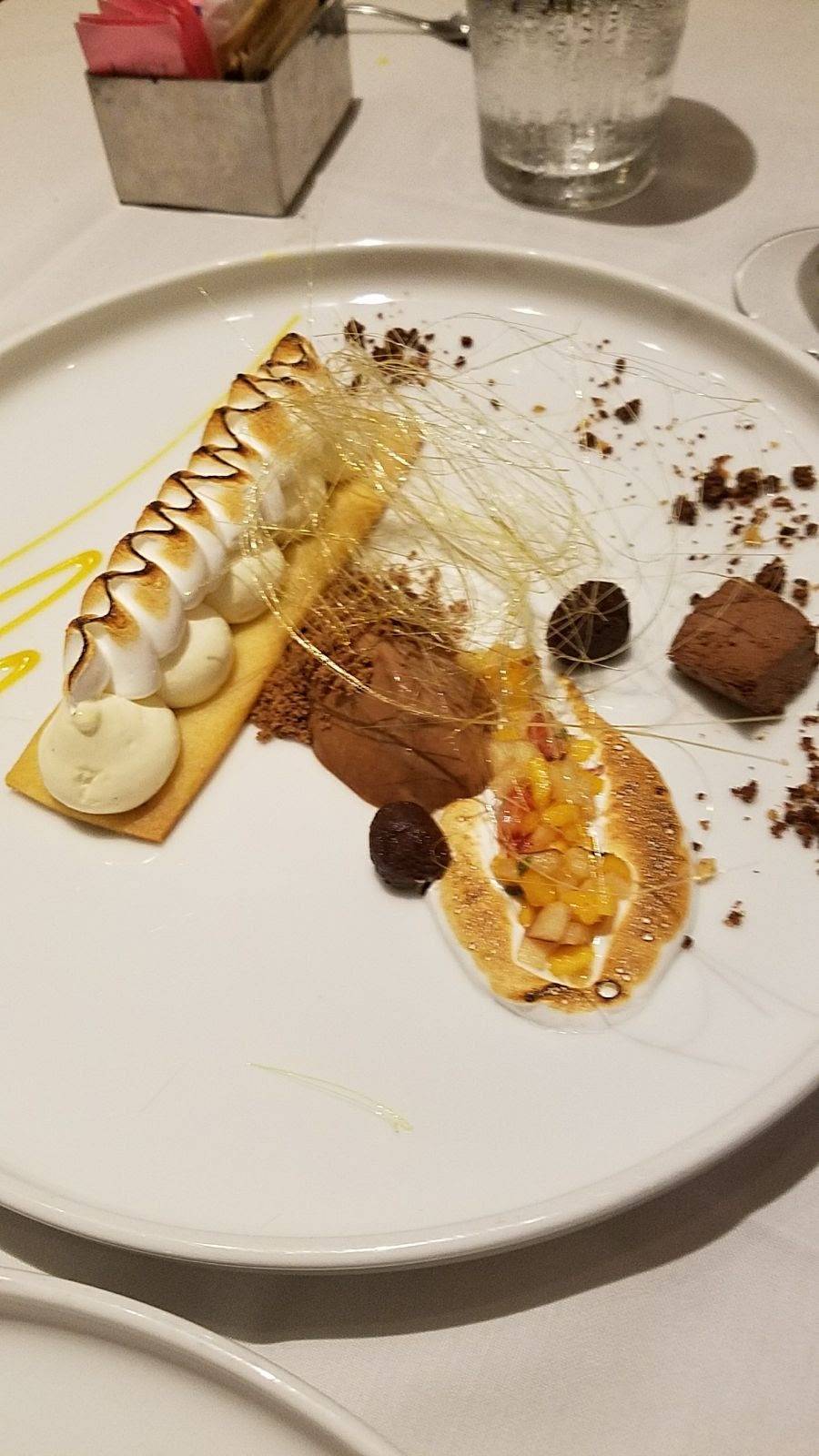 The Harbour Bistro | restaurant | 9427 Harding Ave, Surfside, FL 33154, USA | 7862756585 OR +1 786-275-6585