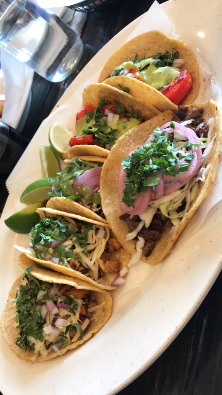 Americanos | restaurant | 11060 S Western Ave, Chicago, IL 60655, USA | 7739416787 OR +1 773-941-6787