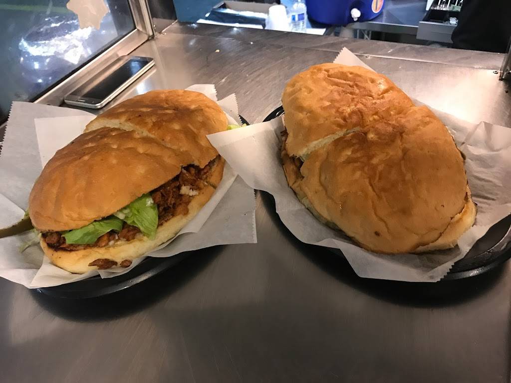 Taqueria Casa Del Pastor | restaurant | 530 Las Vegas Blvd N, Las Vegas, NV 89101, USA | 7026408539 OR +1 702-640-8539