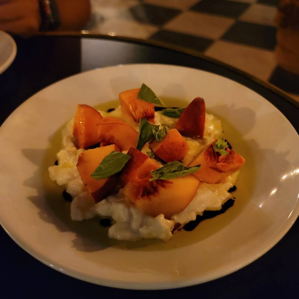 lolo wine bar & restaurant LA | restaurant | 5140 Sunset Blvd, Los Angeles, CA 90027, USA | 3236655656 OR +1 323-665-5656