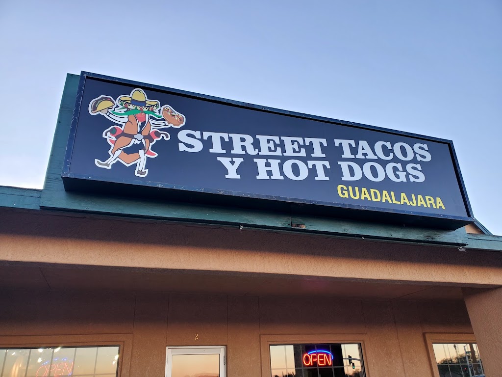 GUADALAJARA STREET TACOS & HOTDOGS | restaurant | 1100 AZ-92 ste 1, Sierra Vista, AZ 85635, USA | 5206858351 OR +1 520-685-8351