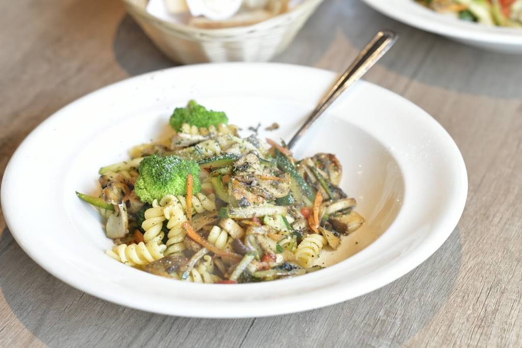 Maxim Restaurant | restaurant | 9665 Bayview Ave, Richmond Hill, ON L4C 9V4, Canada | 9058831465 OR +1 905-883-1465