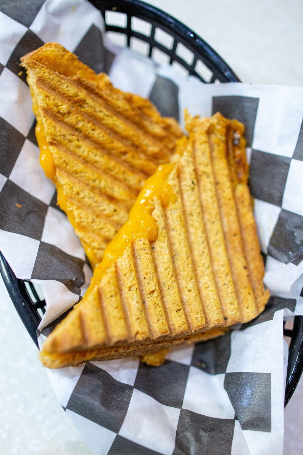 Sugar Bowl Fayette | restaurant | 128 S Main St, Fayette, IA 52142, USA | 5634258031 OR +1 563-425-8031