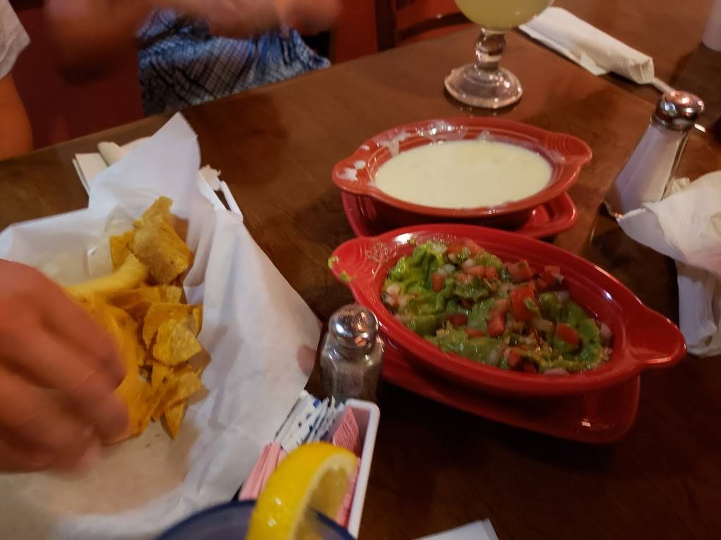 La Tiendita Mexican Restaurant | restaurant | Elizabeth City, NC 27909, USA | 2523385376 OR +1 252-338-5376