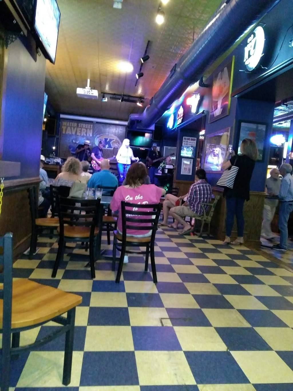 Water Street Tavern | meal takeaway | 132 S Water St, Kent, OH 44240, USA | 3306770700 OR +1 330-677-0700