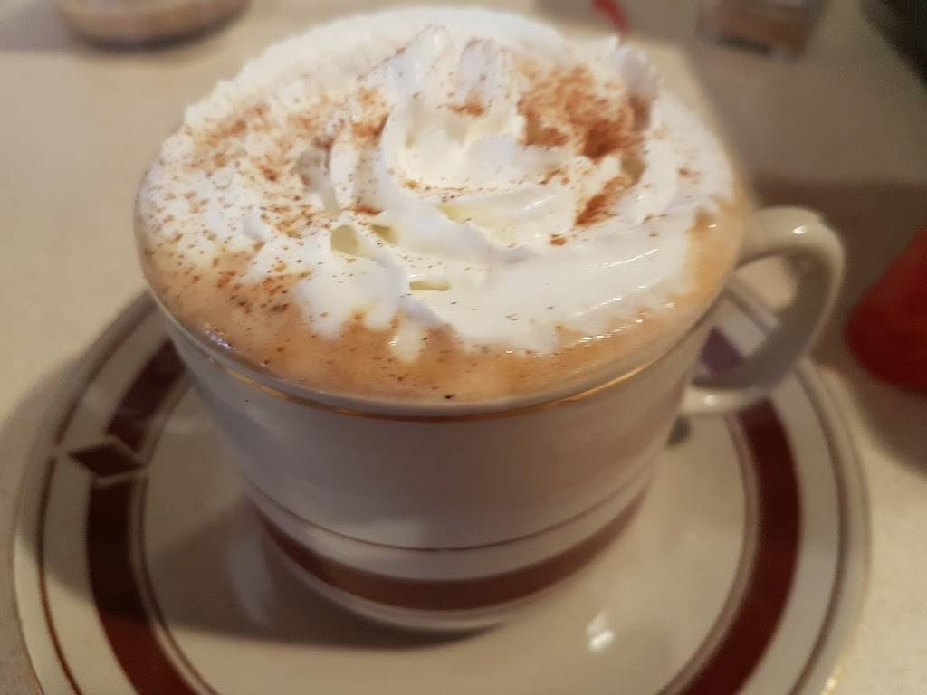 Old Bookstore Café | restaurant | 2558 County Rd 4, Camden East, ON K0K 1J0, Canada | 6138931802 OR +1 613-893-1802