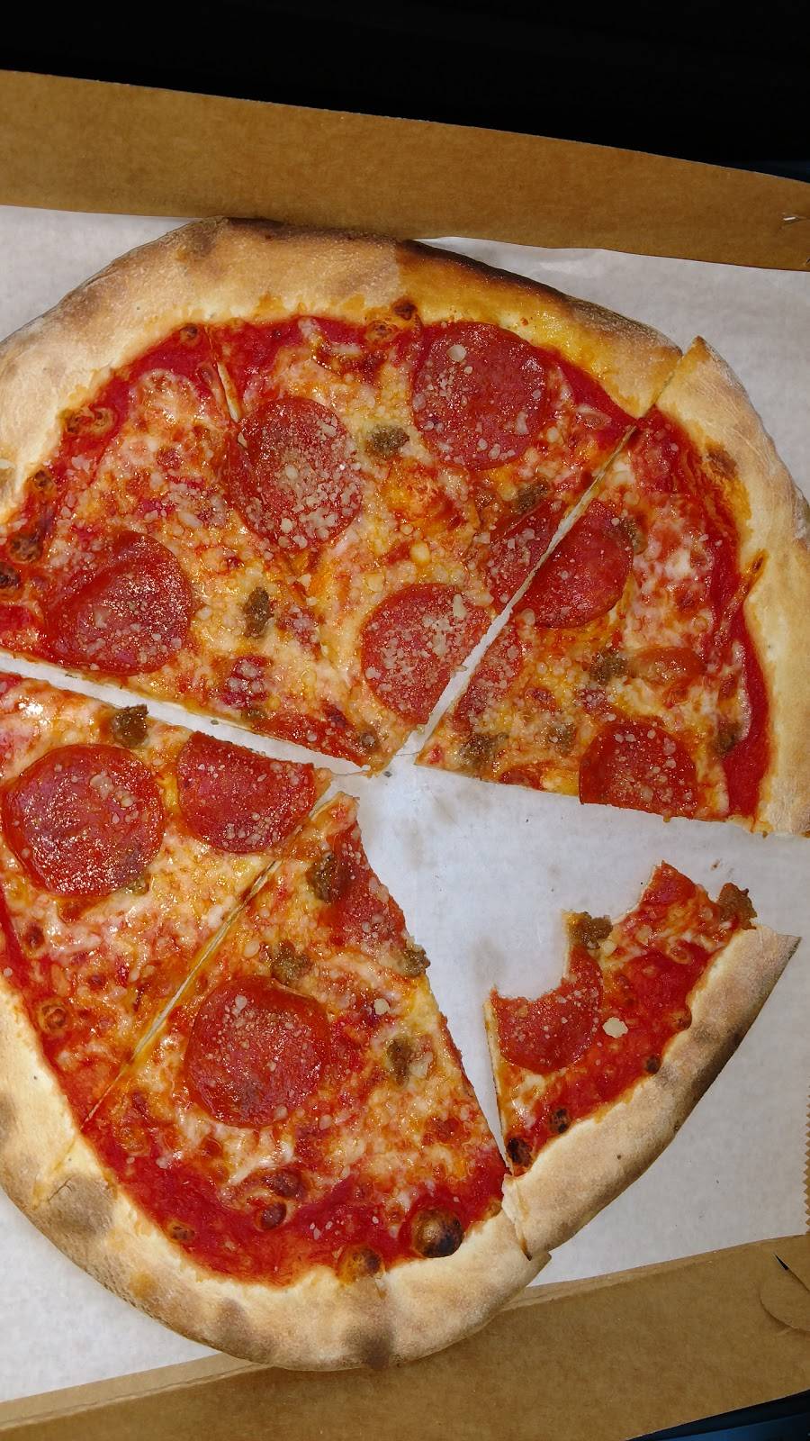 Vesuvius Brick Oven Pizza | meal takeaway | 1197 NY-17A, Greenwood Lake, NY 10925, USA | 8455909012 OR +1 845-590-9012