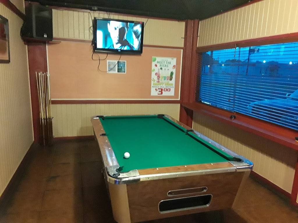 MJs Bar & Grill | restaurant | 1310 S Fort Hood St, Killeen, TX 76542, USA | 2545547008 OR +1 254-554-7008