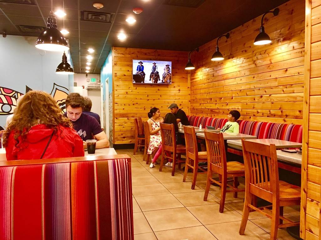 Taco Maya | restaurant | 8610 W Golf Rd, Niles, IL 60714, USA | 8478135600 OR +1 847-813-5600