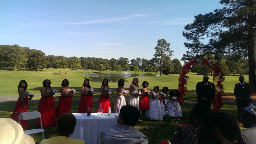 The Country Club of Petersburg | restaurant | 1250 Flank Rd, Petersburg, VA 23805, USA | 8047334451 OR +1 804-733-4451