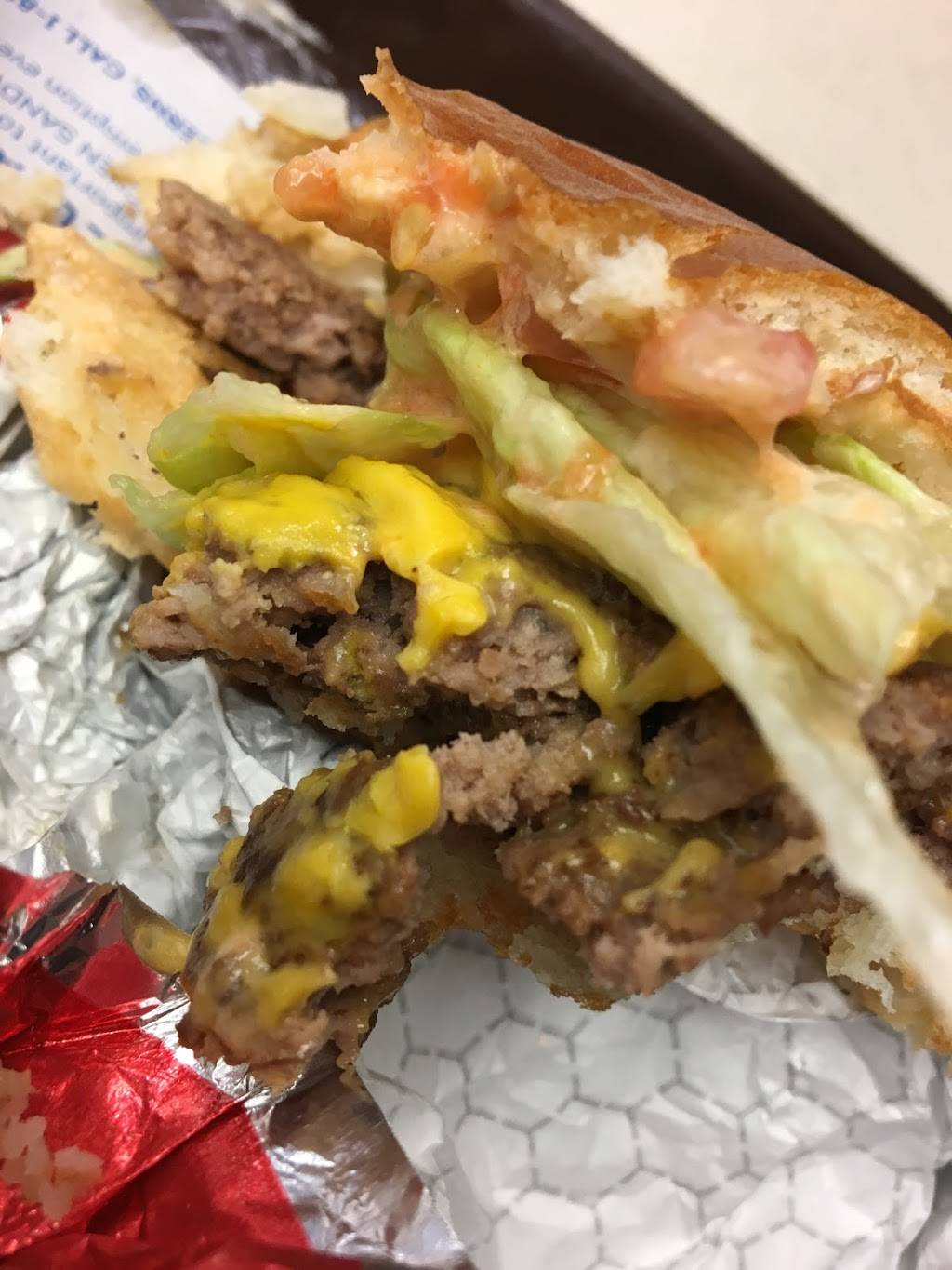 Wendys | restaurant | 3032 College Park Dr, Conroe, TX 77384, USA | 9363215745 OR +1 936-321-5745