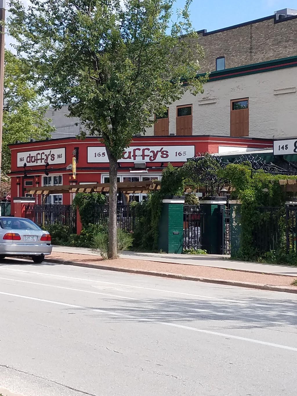 Trinity Three Irish Pubs | restaurant | 125 E Juneau Ave, Milwaukee, WI 53202, USA | 4142787033 OR +1 414-278-7033