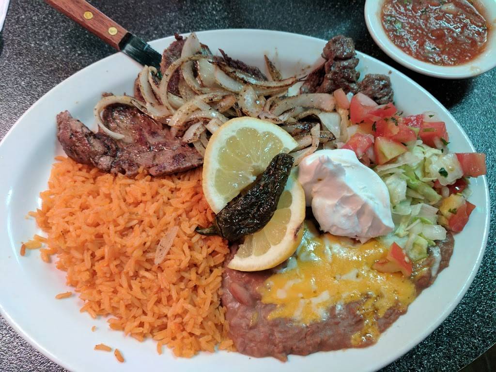 Taco Beach - Pine Ave. | restaurant | 211 Pine Ave, Long Beach, CA 90802, USA | 5629831337 OR +1 562-983-1337