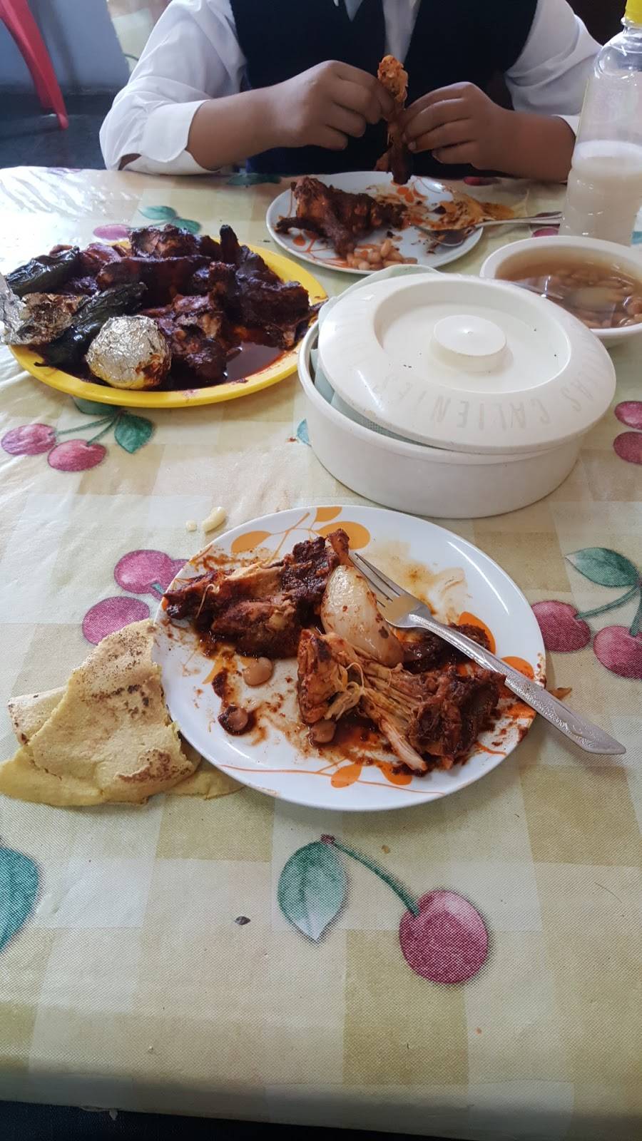 Pollos Pericos | restaurant | Avenidia Sánchez Taboada 9264, Sanchez Taboada Produtsa, 22101 Tijuana, B.C., Mexico | 016646260340 OR +52 664 626 0340