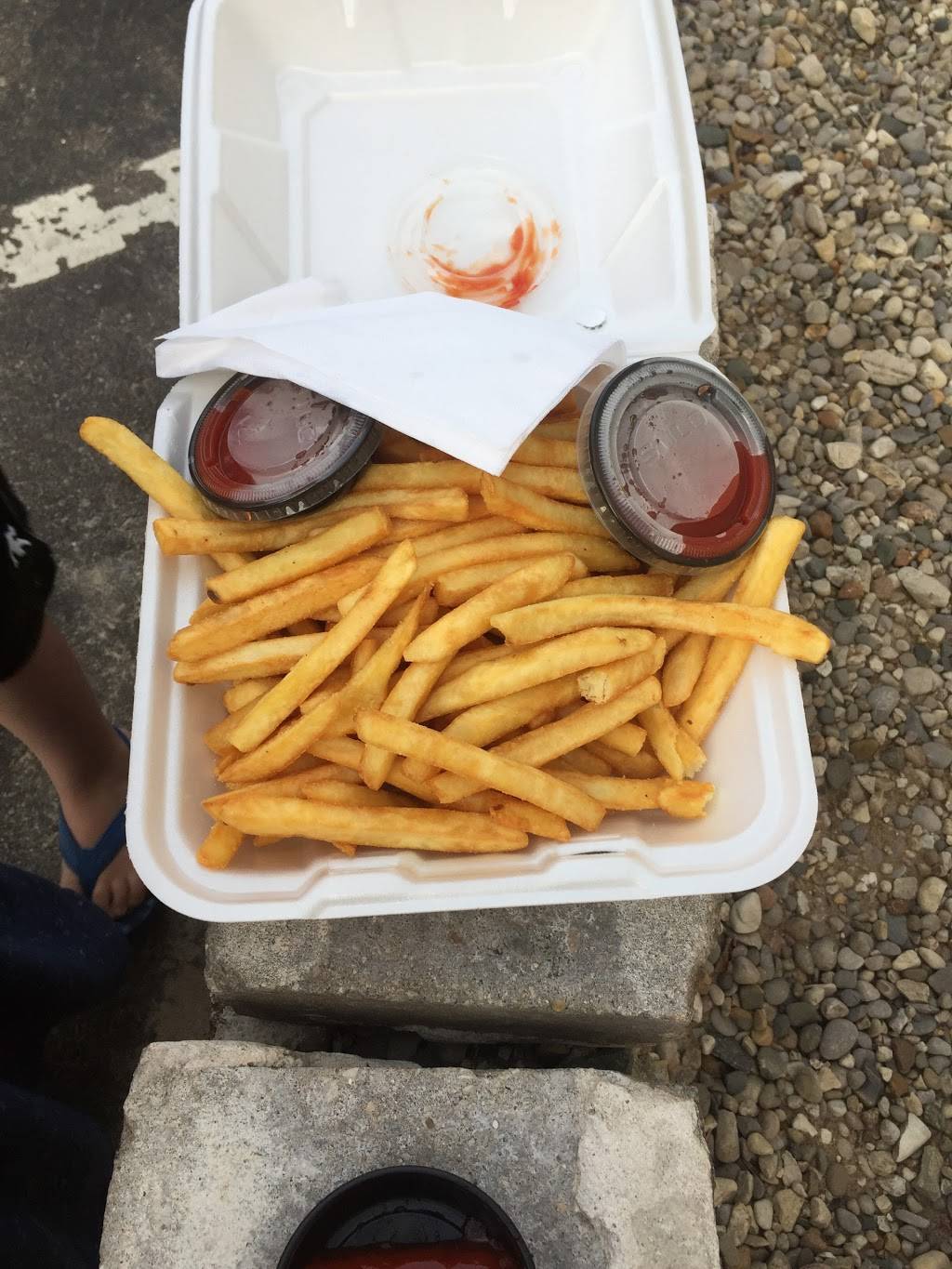 Tasty Treat #thepeoplesplace | restaurant | 120 Main St, Lake City, MI 49651, USA | 2318397330 OR +1 231-839-7330