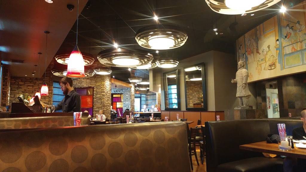 P.F. Changs | meal takeaway | 101 S Green Valley Pkwy, Henderson, NV 89012, USA | 7023613065 OR +1 702-361-3065