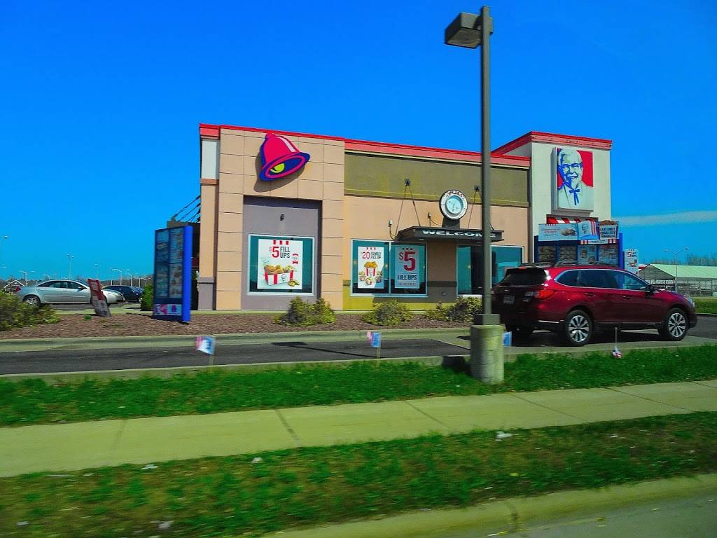 Taco Bell | meal takeaway | 1733 E Main St, Reedsburg, WI 53959, USA | 6087682000 OR +1 608-768-2000