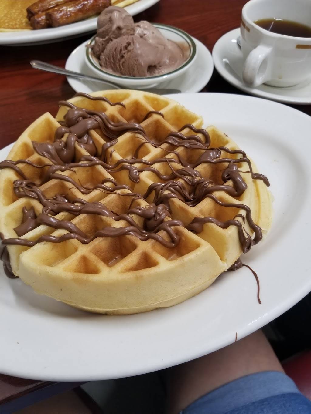 Livingston Diner | restaurant | 372 Livingston St, Brooklyn, NY 11217, USA | 7185226941 OR +1 718-522-6941