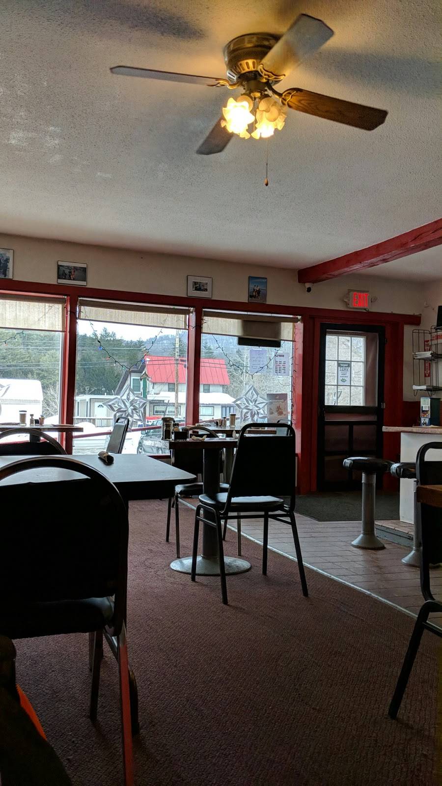 Bridgewater Diner | restaurant | 4374 W Woodstock Rd, Woodstock, VT 05091, USA | 8026726050 OR +1 802-672-6050