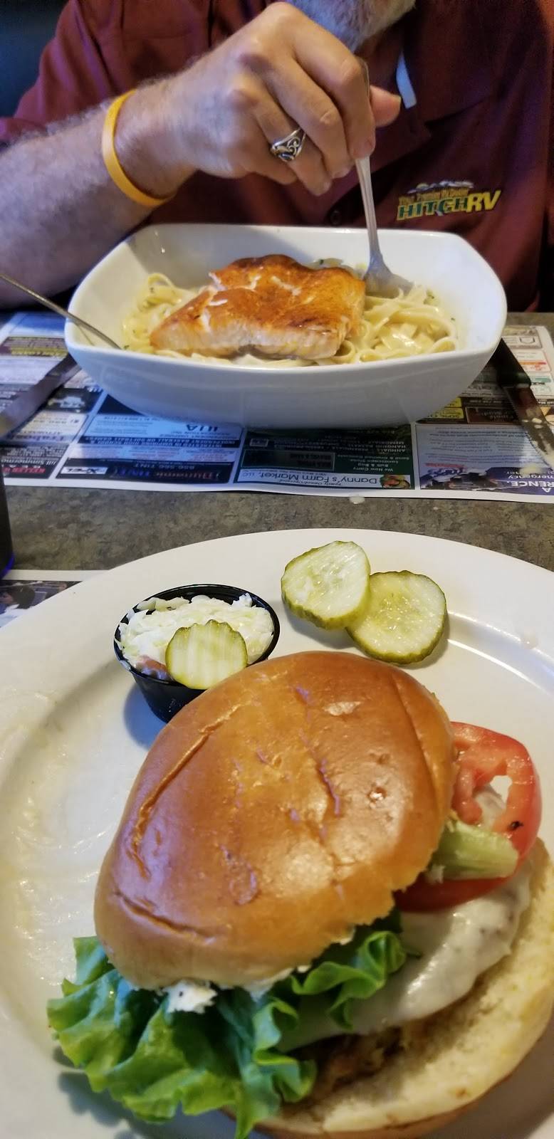 Geets Diner & Lounge | night club | 14 N Black Horse Pike, Williamstown, NJ 08094, USA | 8563419779 OR +1 856-341-9779