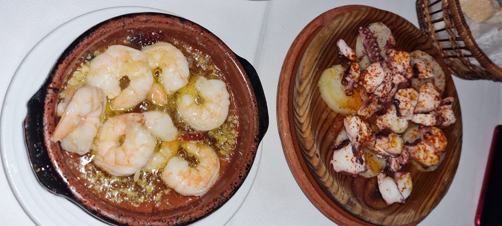 Las Tapas De Rosa | restaurant | 449 SW 8th St, Miami, FL 33130, USA | 3058569788 OR +1 305-856-9788