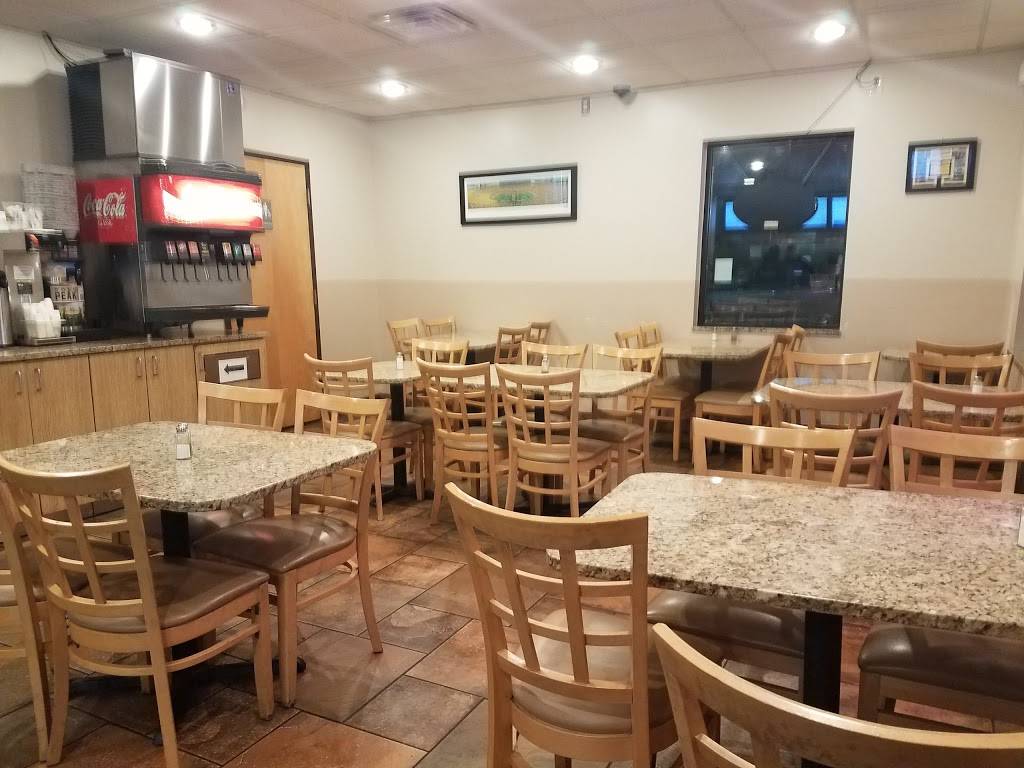 Ahmos Gyros & Deli | restaurant | 2505 Dexter Ann Arbor Road, Ann Arbor, MI 48103, USA | 7349984445 OR +1 734-998-4445