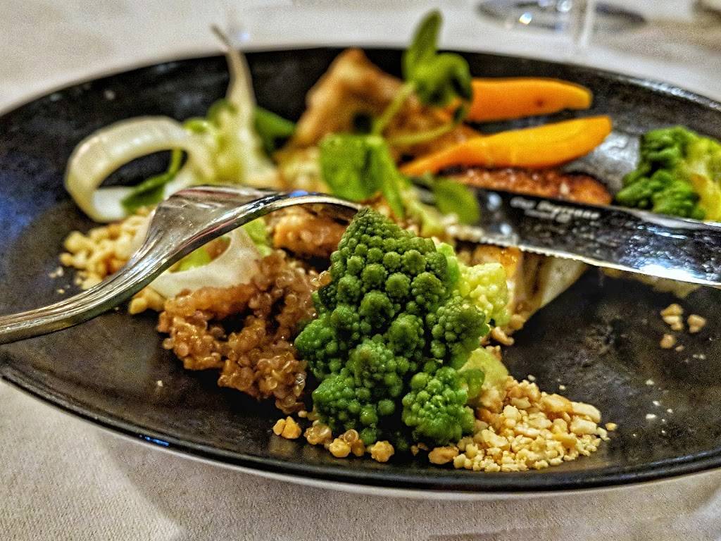 Normans | restaurant | 4012 Central Florida Pkwy, Orlando, FL 32837, USA | 4073934333 OR +1 407-393-4333