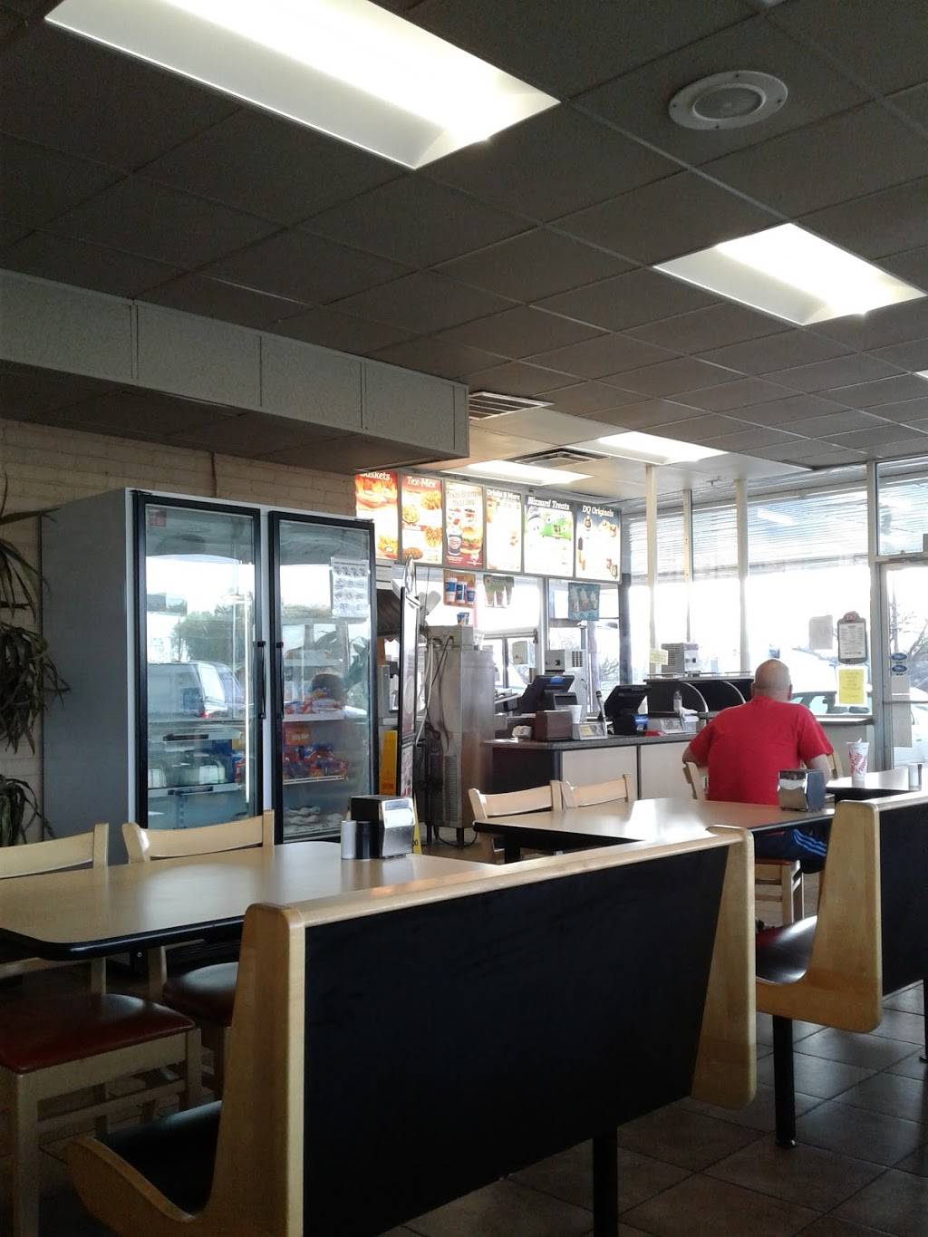 Dairy Queen Store | restaurant | 9726 Perrin Beitel Rd, San Antonio, TX 78217, USA | 2106537644 OR +1 210-653-7644