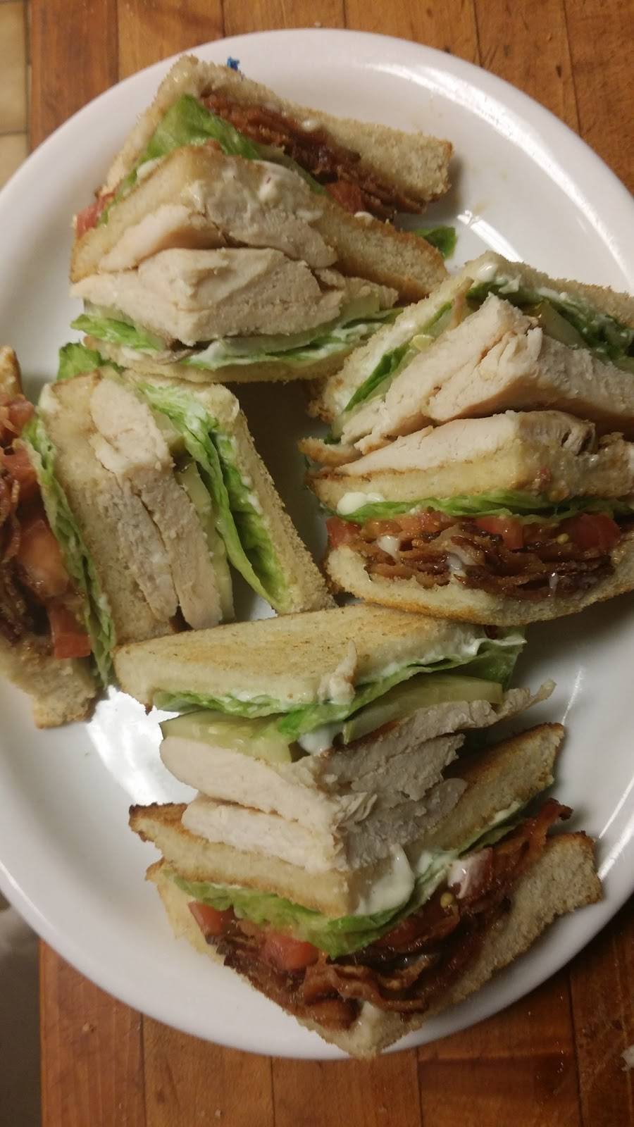 Romas Pizza House & Restaurant Of Windsor Ltd | restaurant | 7805 Wyandotte St E, Windsor, ON N8S 1S8, Canada | 5199484149 OR +1 519-948-4149