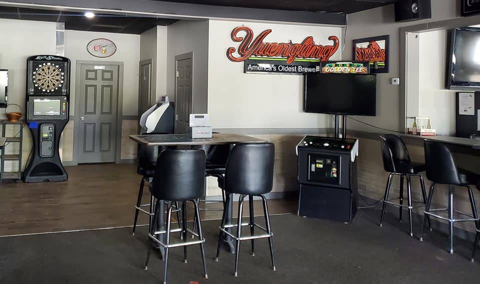 Zullys Bar & Grille | restaurant | 12634 IN-23, Granger, IN 46530, USA | 5744046085 OR +1 574-404-6085