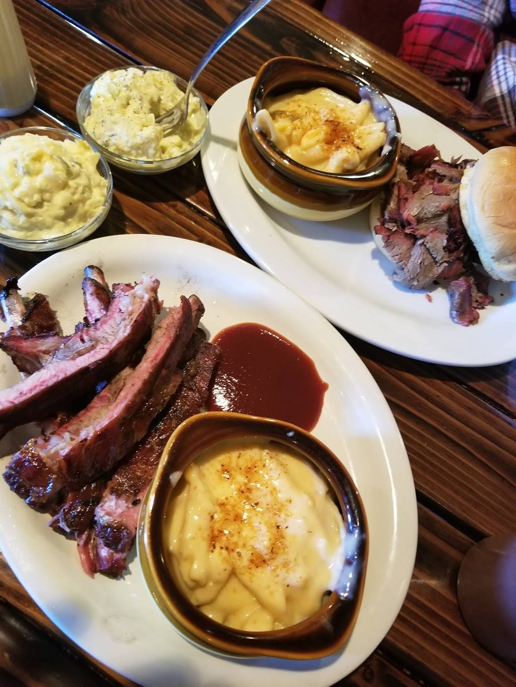 Big Ls BBQ | restaurant | 2 W Amity St, Louisburg, KS 66053, USA | 9138375361 OR +1 913-837-5361